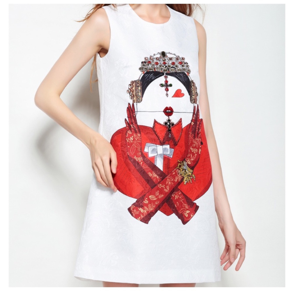 🆕 The BENTE Queen Of Hearts Silk Dress - Picture 8 of 8